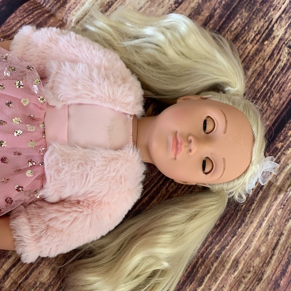 Our Generation by Battat Millie Pink Faux Fur Coat & Pink Dress Fashion Doll 18" - Picture 11 of 14